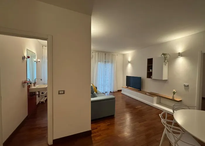 Papa's - A New Flat In Portuense Apartment